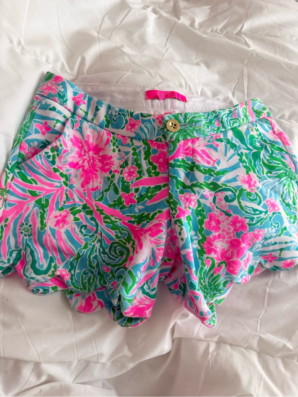 Lilly Pulitzer Pink & Green Floral Scalloped High-Waist Shorts size 00💕